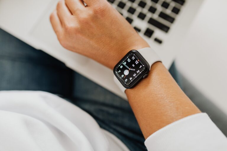 Apple Watch Bands for Men: Style Picks for Every Occasion